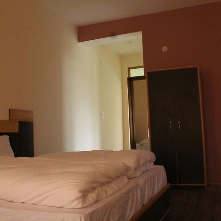 Hotel Kasdar Ladakh Лех Екстериор снимка