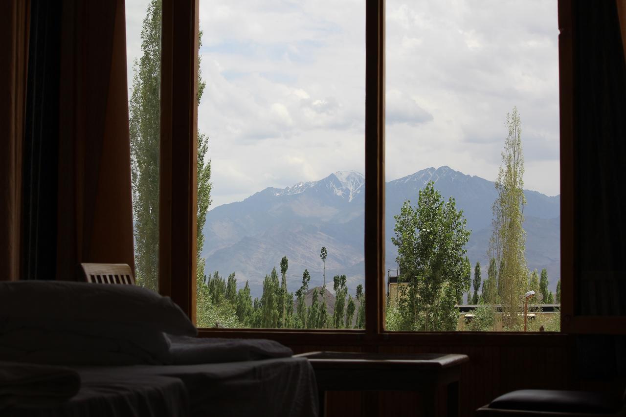 Hotel Kasdar Ladakh Лех Екстериор снимка