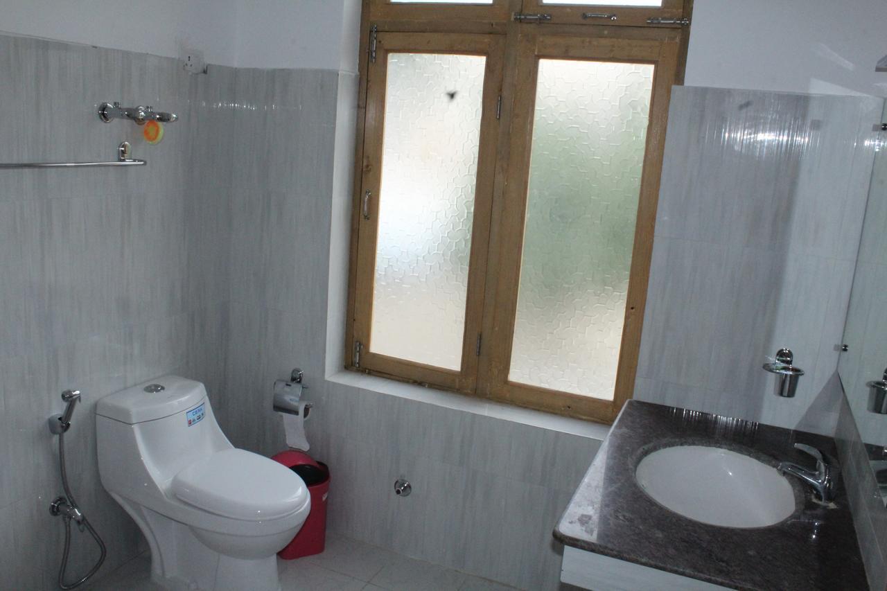 Hotel Kasdar Ladakh Лех Екстериор снимка