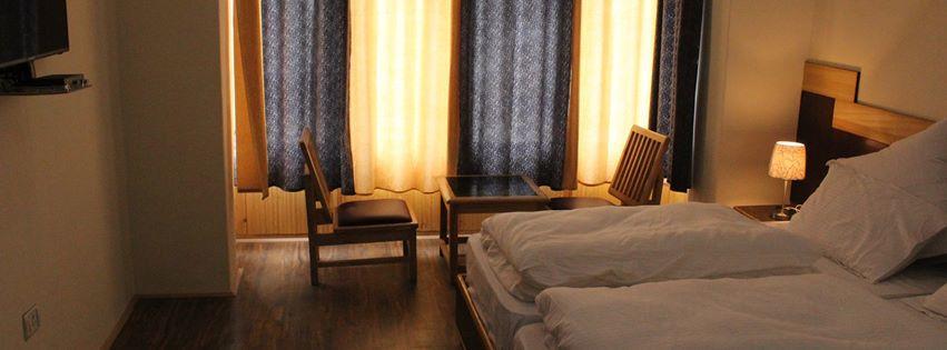 Hotel Kasdar Ladakh Лех Екстериор снимка